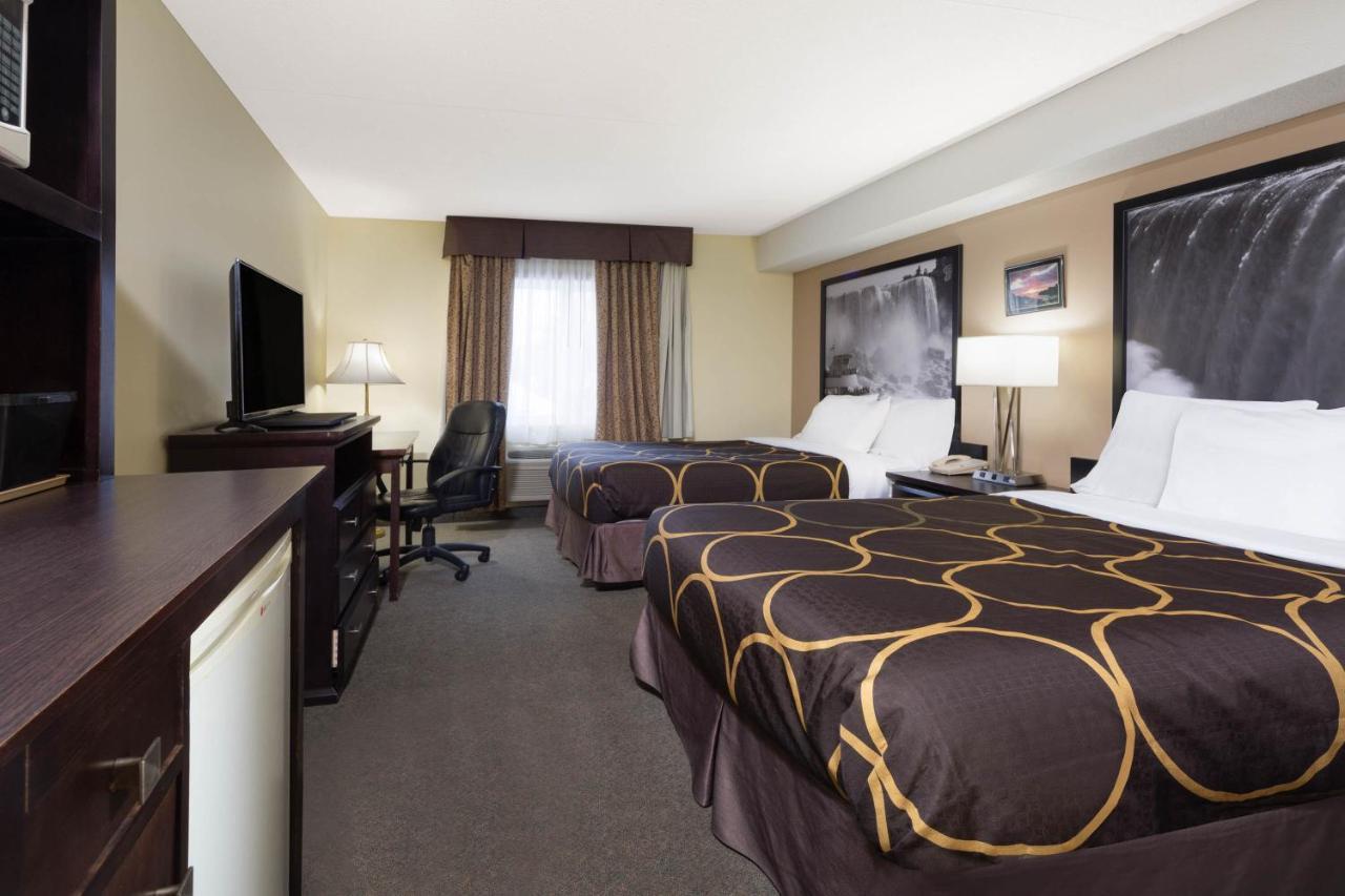 Super 8 By Wyndham Niagara Falls By The Falls Zewnętrze zdjęcie