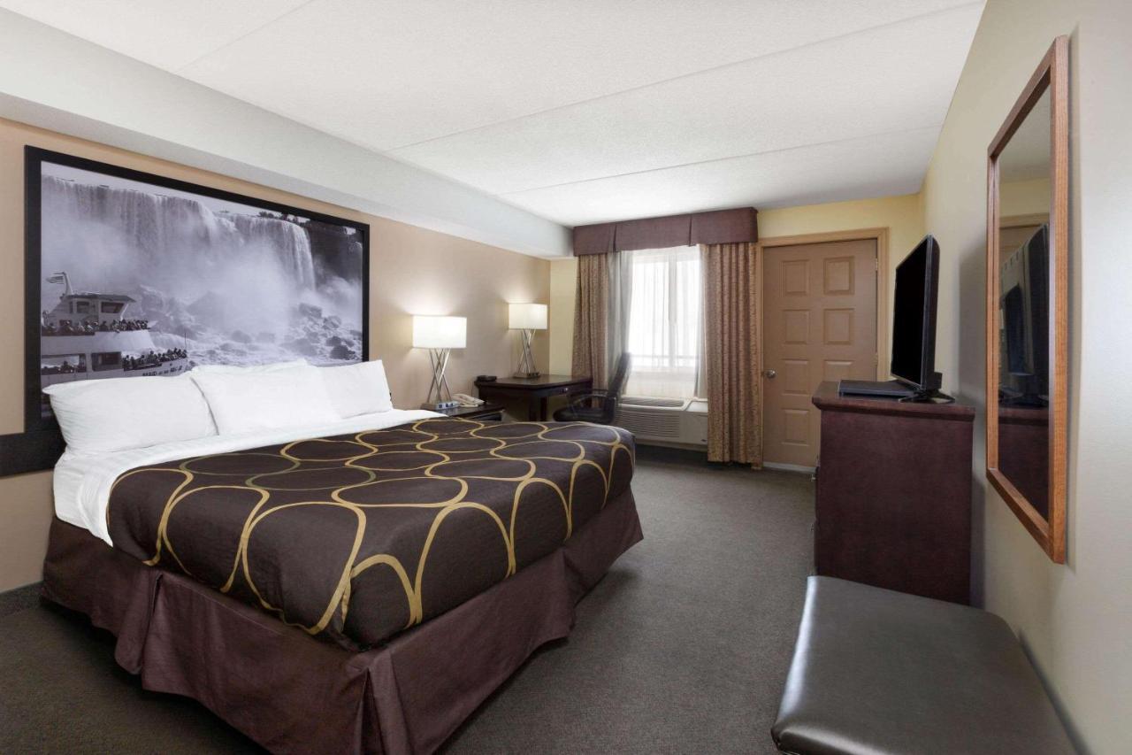 Super 8 By Wyndham Niagara Falls By The Falls Zewnętrze zdjęcie