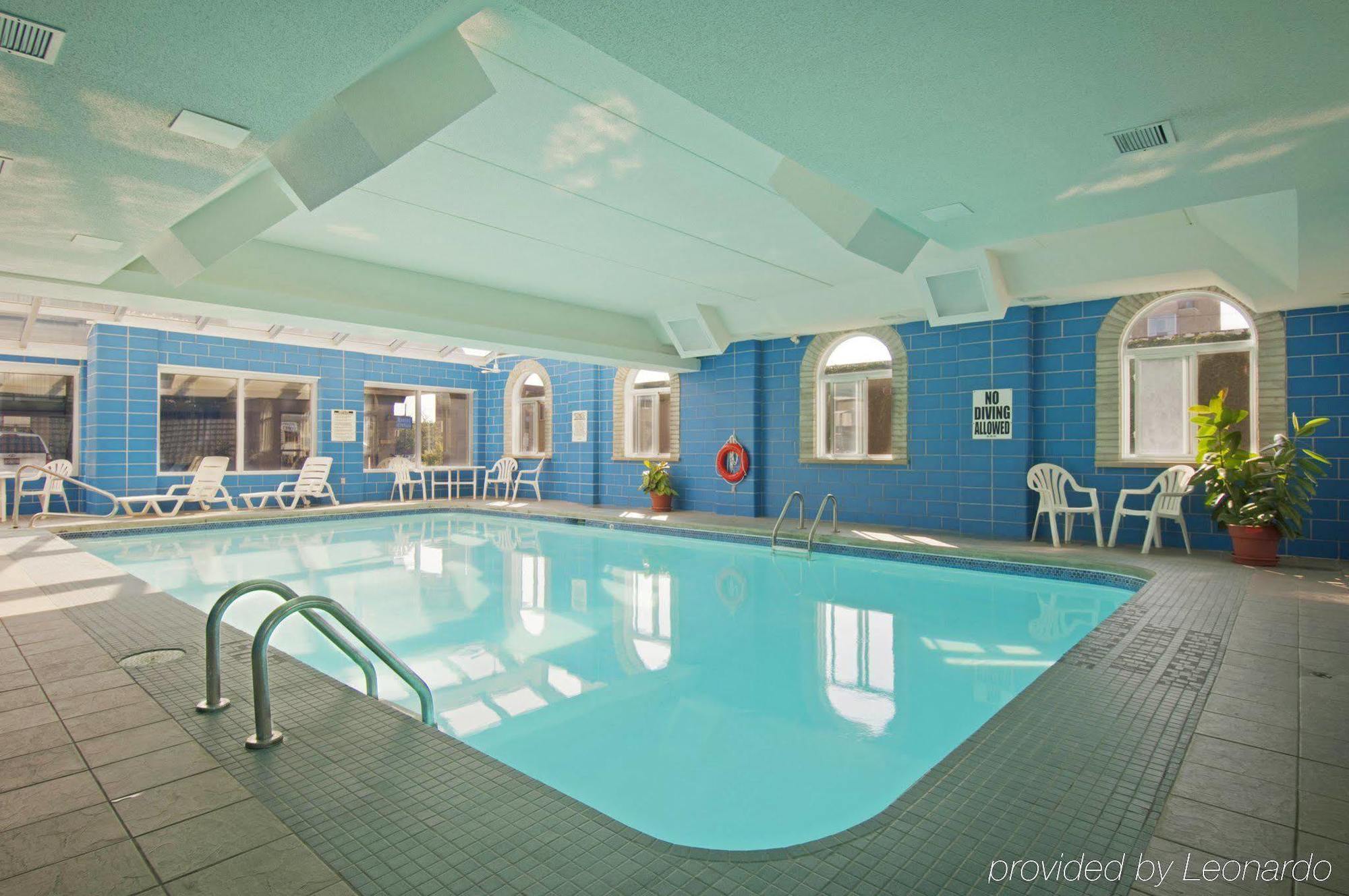 Super 8 By Wyndham Niagara Falls By The Falls Udogodnienia zdjęcie